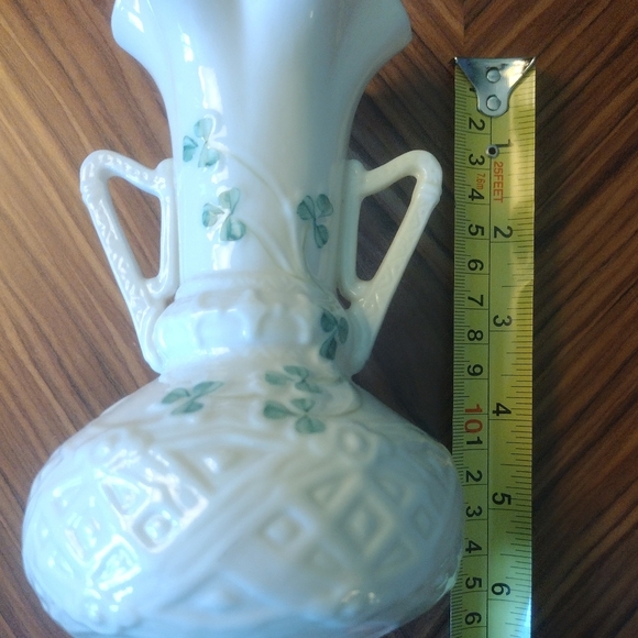 Belleek Vase - Picture 6 of 8